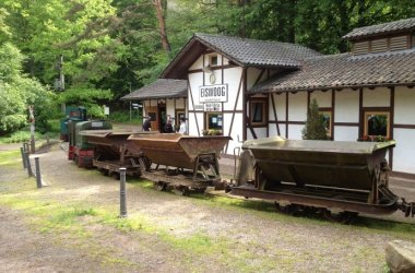 Bahnhof Stumpfwaldbahn.jpg